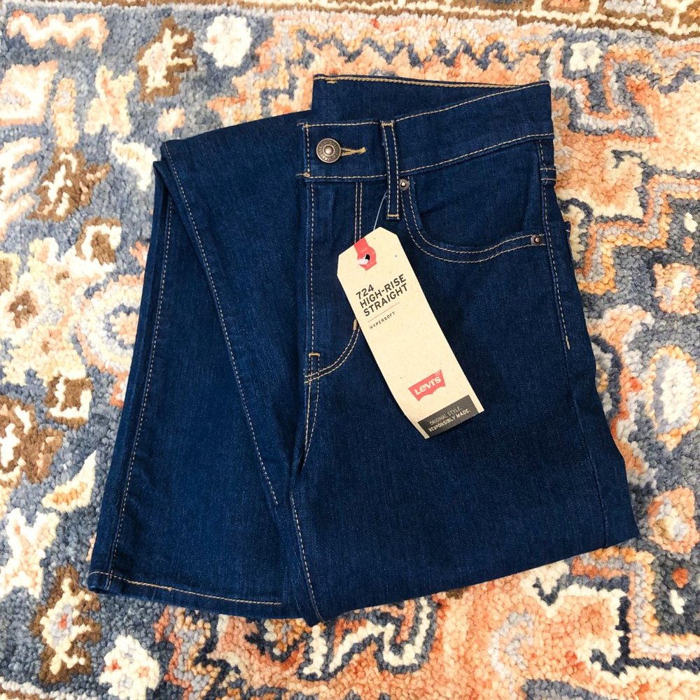 Levi's 724 High Rise Straight Leg Denim Jeans NWT